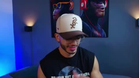 Snapshot of axel_stein03 chatting on November 6, 12:44 am axel stein NEW ACCOUNT online show from November 6, 12:44 am