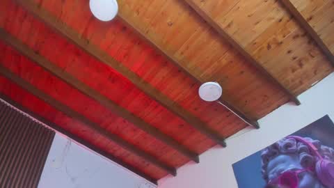 Axel  online show from January 7, 7:20 am