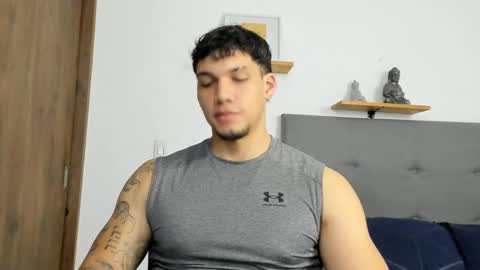 INDEPENDENT MODEL  online show from October 1, 10:49 pm