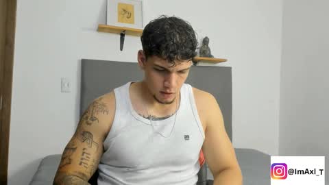 Snapshot of axel_taylor21 chatting on January 7, 3:31 am INDEPENDENT MODEL online show from January 7, 3:31 am