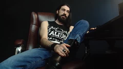 AxelColton online show from January 11, 12:18 pm