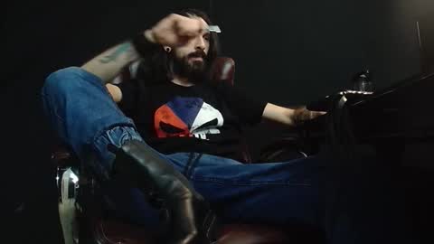 AxelColton online show from January 12, 5:45 am