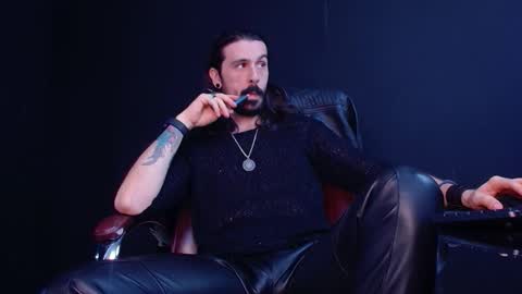 AxelColton online show from October 30, 11:11 am