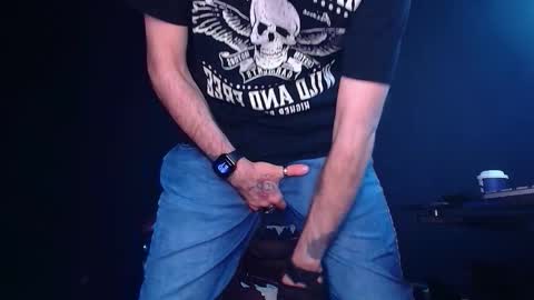 AxelColton online show from November 26, 6:14 am