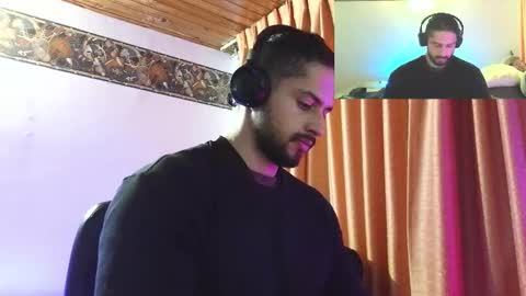 axelcr0ss online show from October 3, 1:57 am