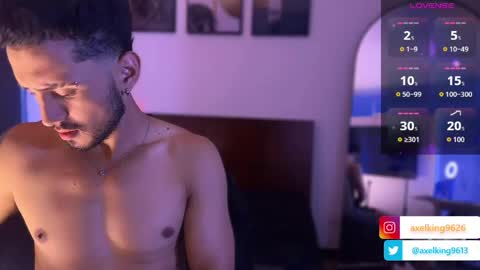 Axel King online show from April 19, 8:11 pm