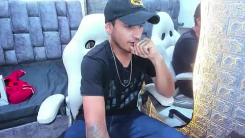 Axell Cross2 online show from February 5, 8:57 pm