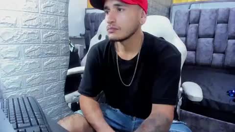 Axell Cross2 online show from February 26, 2:26 am