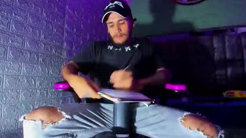 Axell Cross2 online show from December 18, 7:53 pm