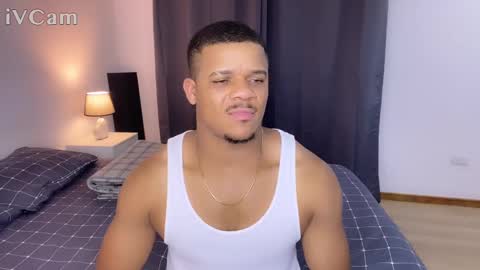 Snapshot of axelldasilva chatting on March 11, 11:59 pm AXEL DA SILVA online show from March 11, 11:59 pm