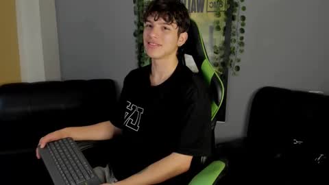 Axel Raven online show from December 12, 2:22 pm