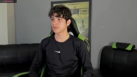 Axel Raven online show from January 7, 4:37 pm