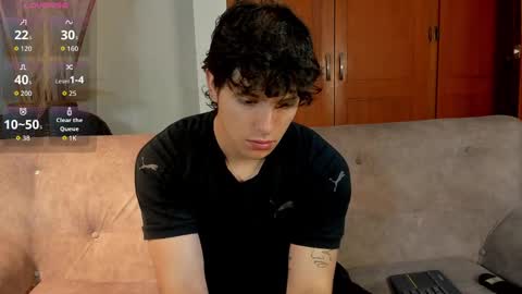 Axel Raven online show from October 7, 1:30 pm