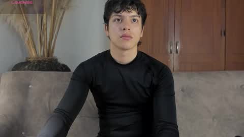 Axel Raven online show from December 17, 1:50 pm