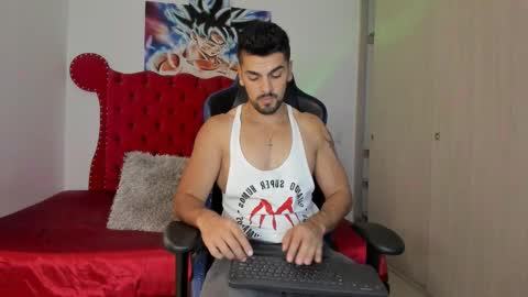 Axel online show from November 23, 1:49 am