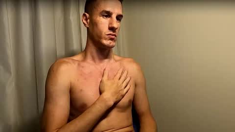 Axl online show from September 9, 2:11 am