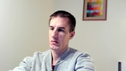 Axl online show from December 16, 3:50 pm