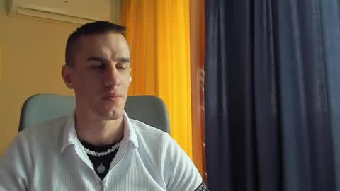 Axl online show from April 23, 11:20 am