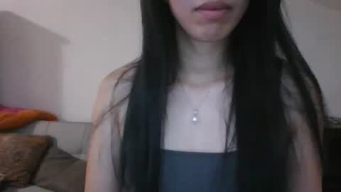axue online show from June 15, 8:33 pm