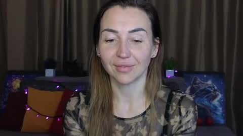 Jully online show from February 22, 2:52 pm