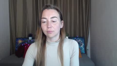 Jully online show from March 11, 2:43 am