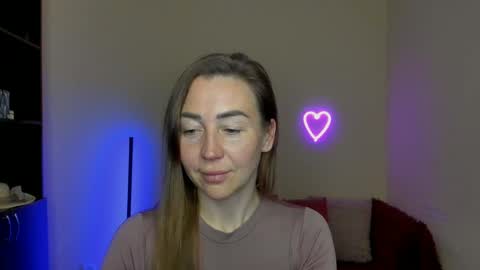 Jully online show from March 12, 6:33 pm