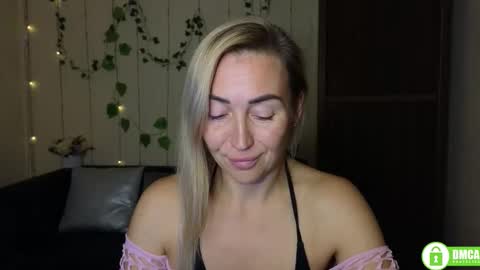 Jully online show from October 23, 6:39 pm