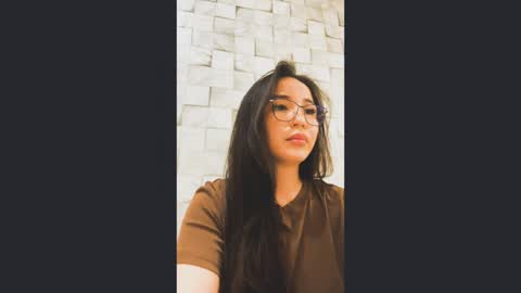 Snapshot of aya_moon chatting on April 7, 8:42 pm Aya Moon online show from April 7, 8:42 pm