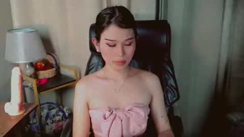 Snapshot of ayahoshilovesyou chatting on May 22, 1:13 am AYAHOSHILOVESYOU online show from May 22, 1:13 am