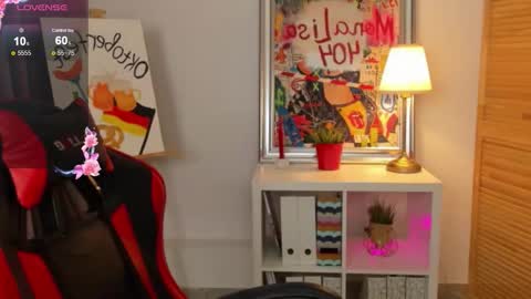 ayaks online show from September 30, 8:19 am