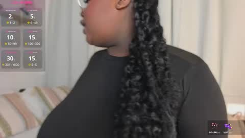 Snapshot of ayanaa_ebony_ chatting on July 21, 11:23 am Ayana online show from July 21, 11:23 am