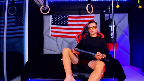 Snapshot of aydenmillerdom chatting on January 23, 4:04 pm Ayden Miller online show from January 23, 4:04 pm