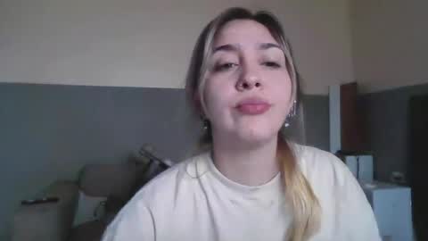 Snapshot of ayelenb26 chatting on July 29, 2:59 pm ayelenb26 online show from July 29, 2:59 pm