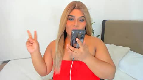 Snapshot of ayesha_amethyst chatting on April 20, 6:53 pm AYESHA online show from April 20, 6:53 pm