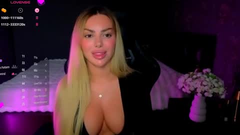  Ayla Demir  online show from May 16, 8:18 pm