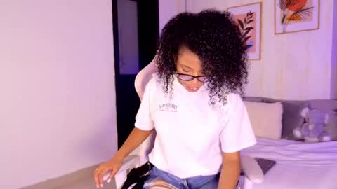 Ayleen online show from February 27, 1:22 pm