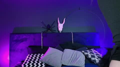 Aylen online show from October 20, 7:58 pm