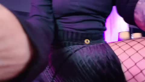 Aylen online show from April 21, 7:39 pm