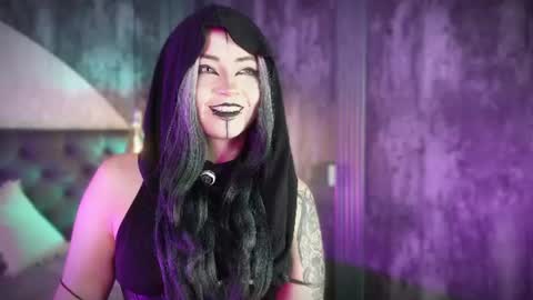 Snapshot of aylen_darkmoor chatting on July 27, 8:16 pm Aylen online show from July 27, 8:16 pm