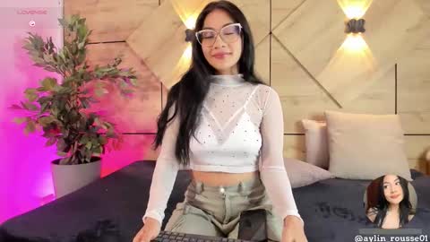 ayllin  online show from October 11, 7:45 pm