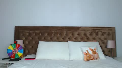 Snapshot of aylinhoney chatting on September 15, 1:05 am Aylin online show from September 15, 1:05 am