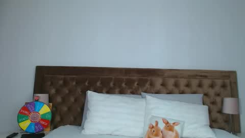 Snapshot of aylinhoney chatting on October 19, 2:12 am Aylin online show from October 19, 2:12 am