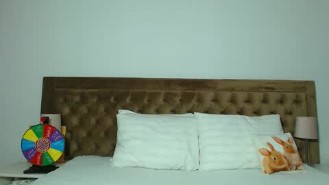 Snapshot of aylinhoney chatting on October 27, 3:21 am Aylin online show from October 27, 3:21 am