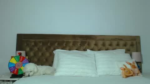 Snapshot of aylinhoney chatting on October 31, 3:40 am Aylin online show from October 31, 3:40 am