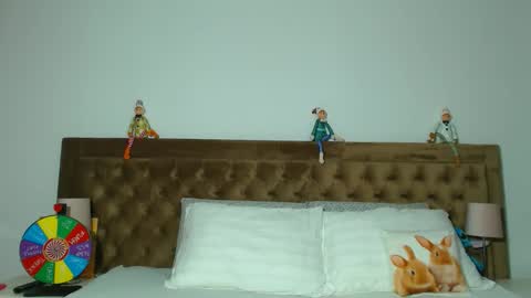 Snapshot of aylinhoney chatting on November 3, 2:57 am Aylin online show from November 3, 2:57 am