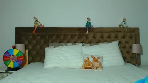 Snapshot of aylinhoney chatting on November 11, 3:06 am Aylin online show from November 11, 3:06 am