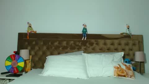 Snapshot of aylinhoney chatting on November 14, 5:06 am Aylin online show from November 14, 5:06 am