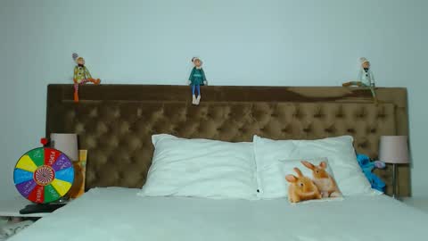 Snapshot of aylinhoney chatting on December 2, 3:56 am Aylin online show from December 2, 3:56 am