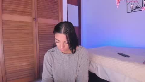 Aylin  online show from October 9, 11:08 am