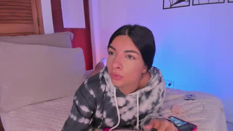 Aylin  online show from October 23, 11:53 am